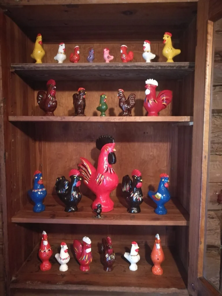 decoration at kukko luhtiaitta cottage in kettukallio